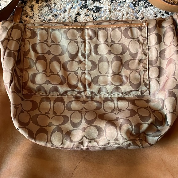 Vintage Coach large Legacy Duffle Bag - Picture 9 of 10